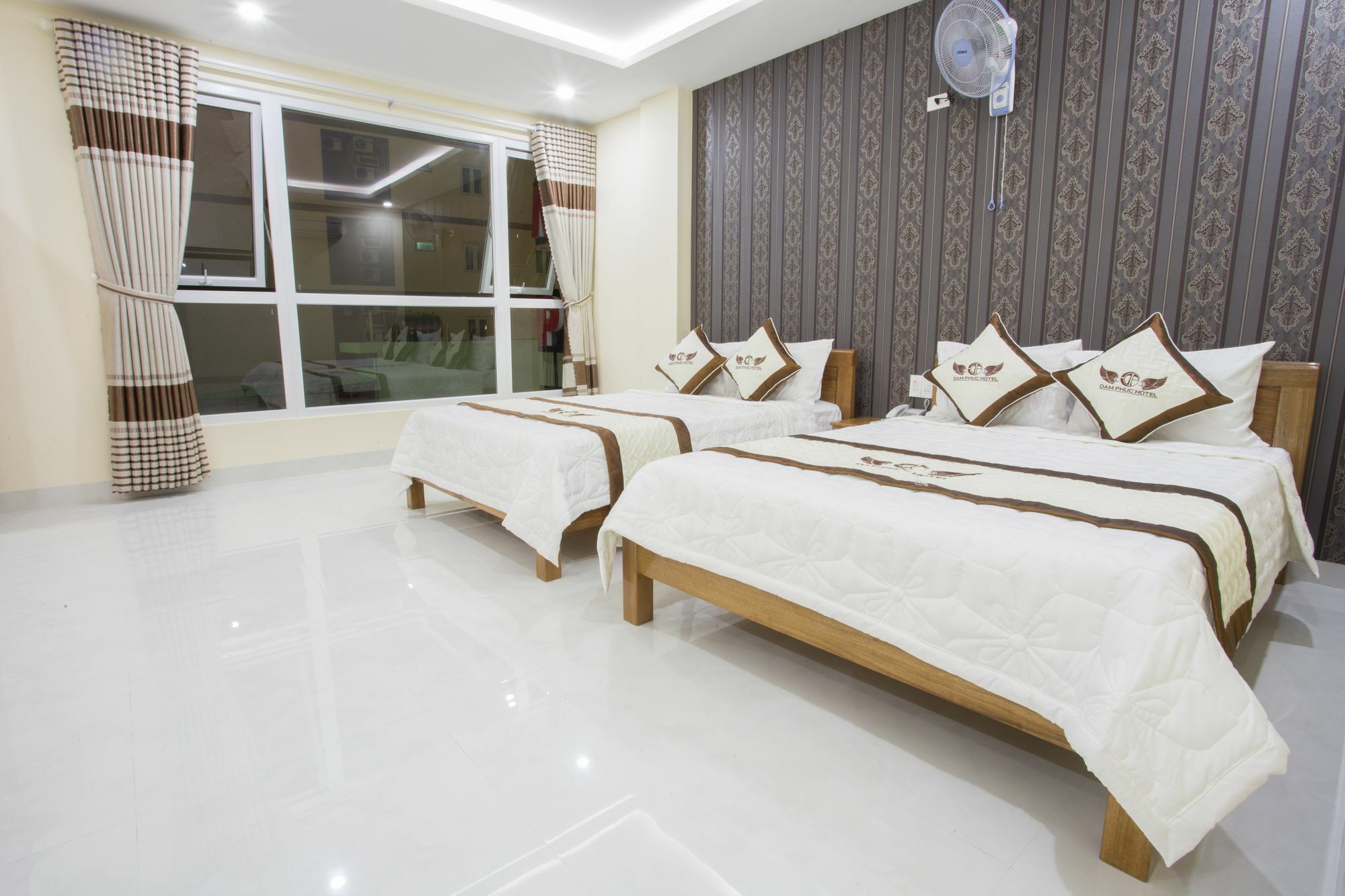 Hotel Khach San Dam Phuc Da Nang Zewnętrze zdjęcie